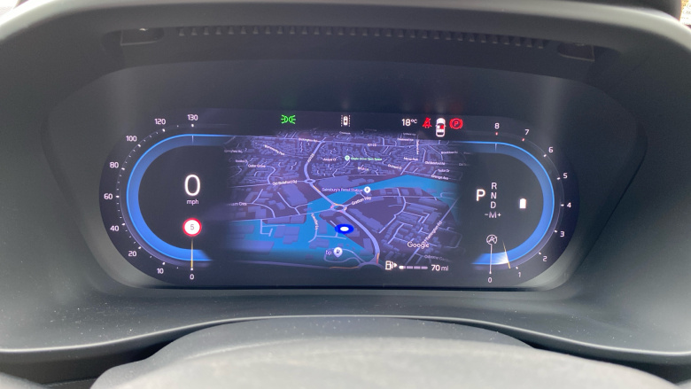 Volvo XC40 2.0 B3P Plus Dark 5dr Auto Petrol Estate